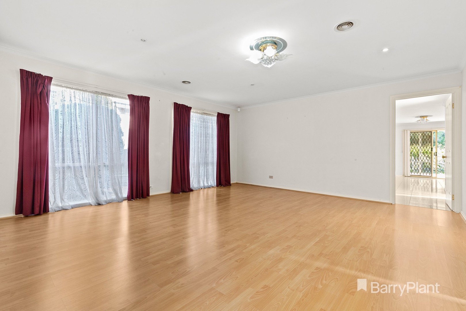 12 Brampton Court, Narre Warren, VIC 3805 - Thumbnail 2 - 01/10/2026