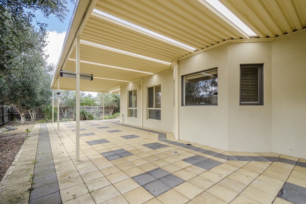 12 Breakwater Crescent, Point Cook, VIC 3030, Point Cook - Thumbnail 6