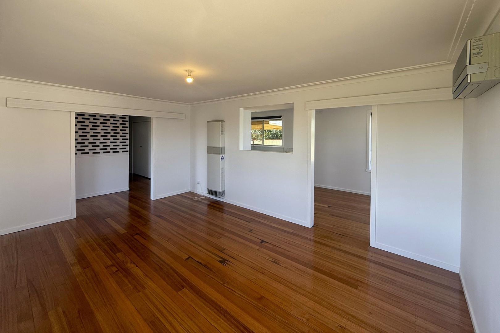 12 Bretton Court, St Albans, VIC 3021 - Thumbnail 1 - 11/04/2025