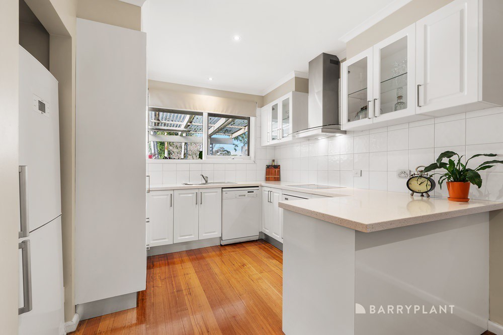 12 Briar Court, South Morang, VIC 3752, South Morang - Thumbnail 2
