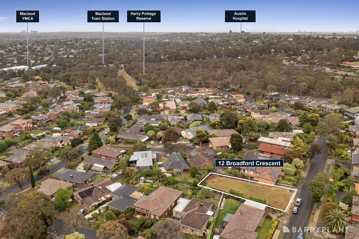 12 Broadford Crescent, Macleod, VIC 3085 - Thumbnail 2 - 25/10/2025