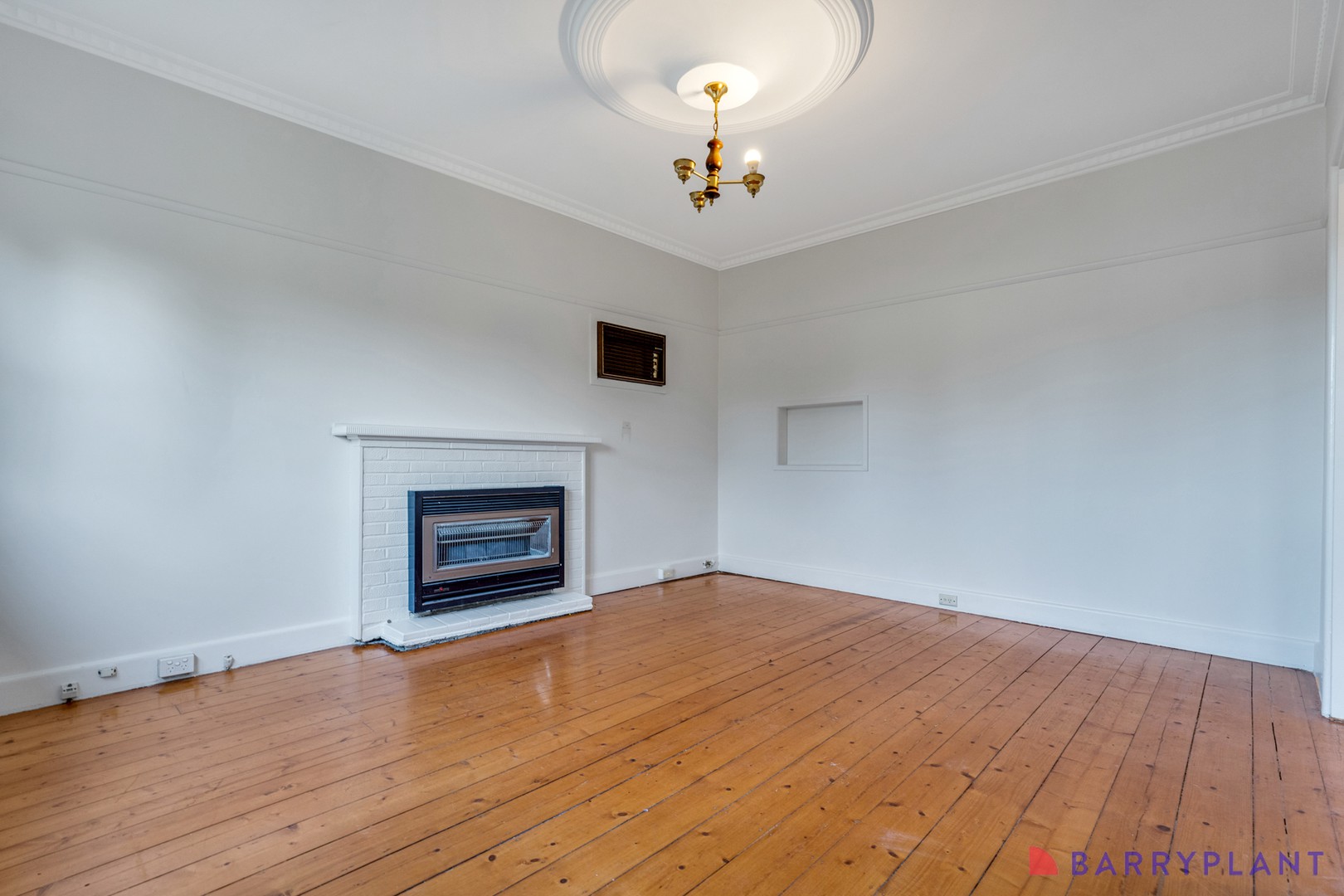 12 Broadhurst Avenue, Reservoir, VIC 3073, Reservoir - Thumbnail 4