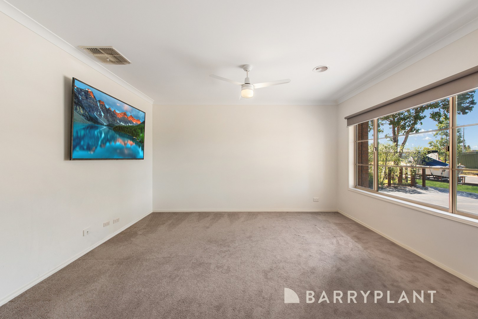 12 Burchelli Way, Wyndham Vale, VIC 3024, Wyndham Vale - Thumbnail 3