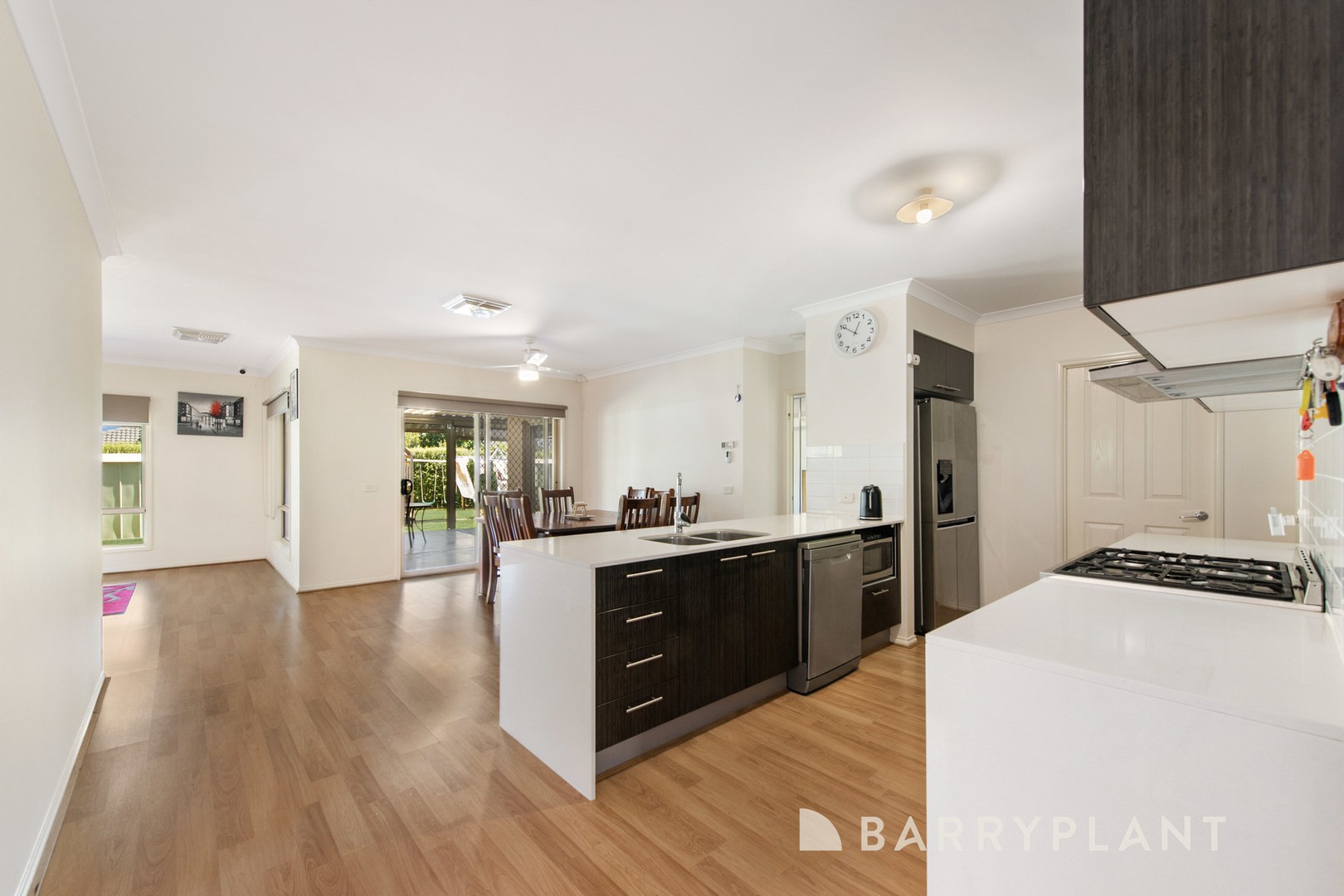 12 Burchelli Way, Wyndham Vale, VIC 3024, Wyndham Vale - Thumbnail 6