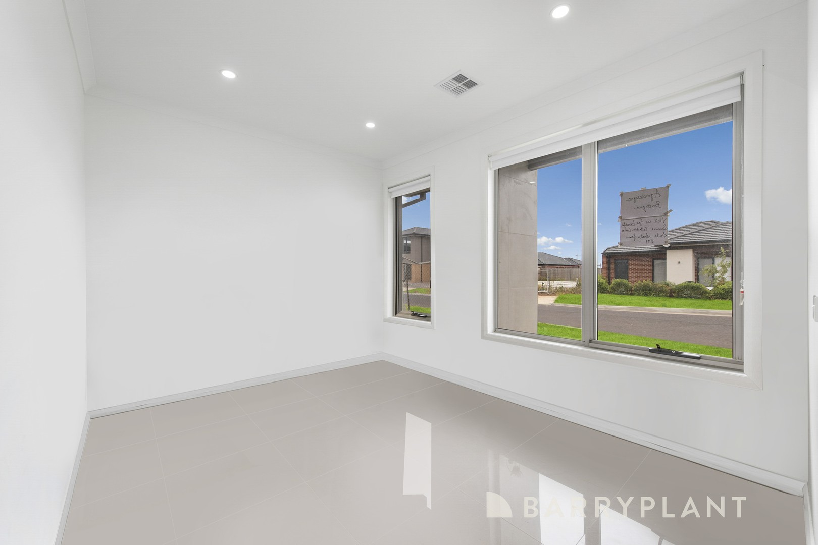 12 Callanish Street, Truganina, VIC 3029, Truganina - Thumbnail 2