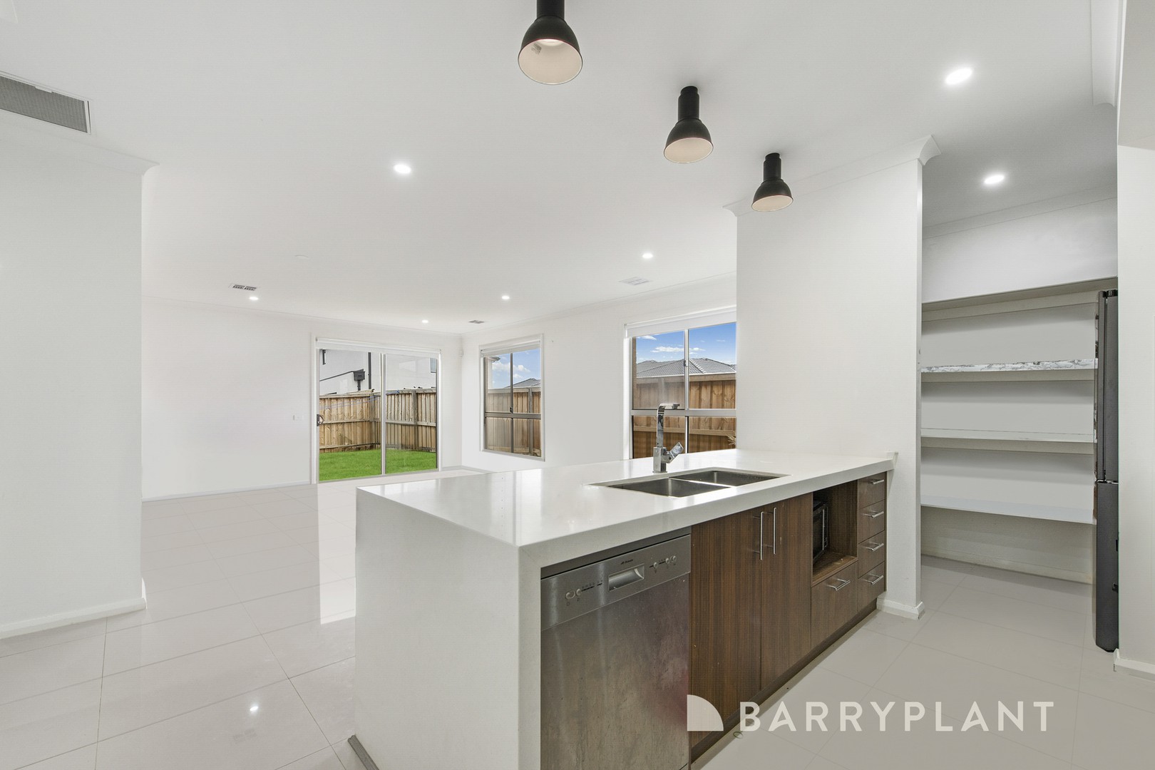 12 Callanish Street, Truganina, VIC 3029, Truganina - Thumbnail 5