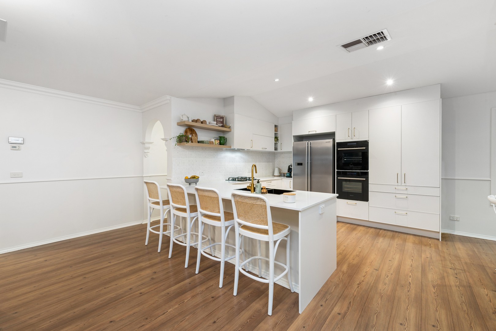 12 Callender Way, Hillside, VIC 3037, Hillside - Thumbnail 5