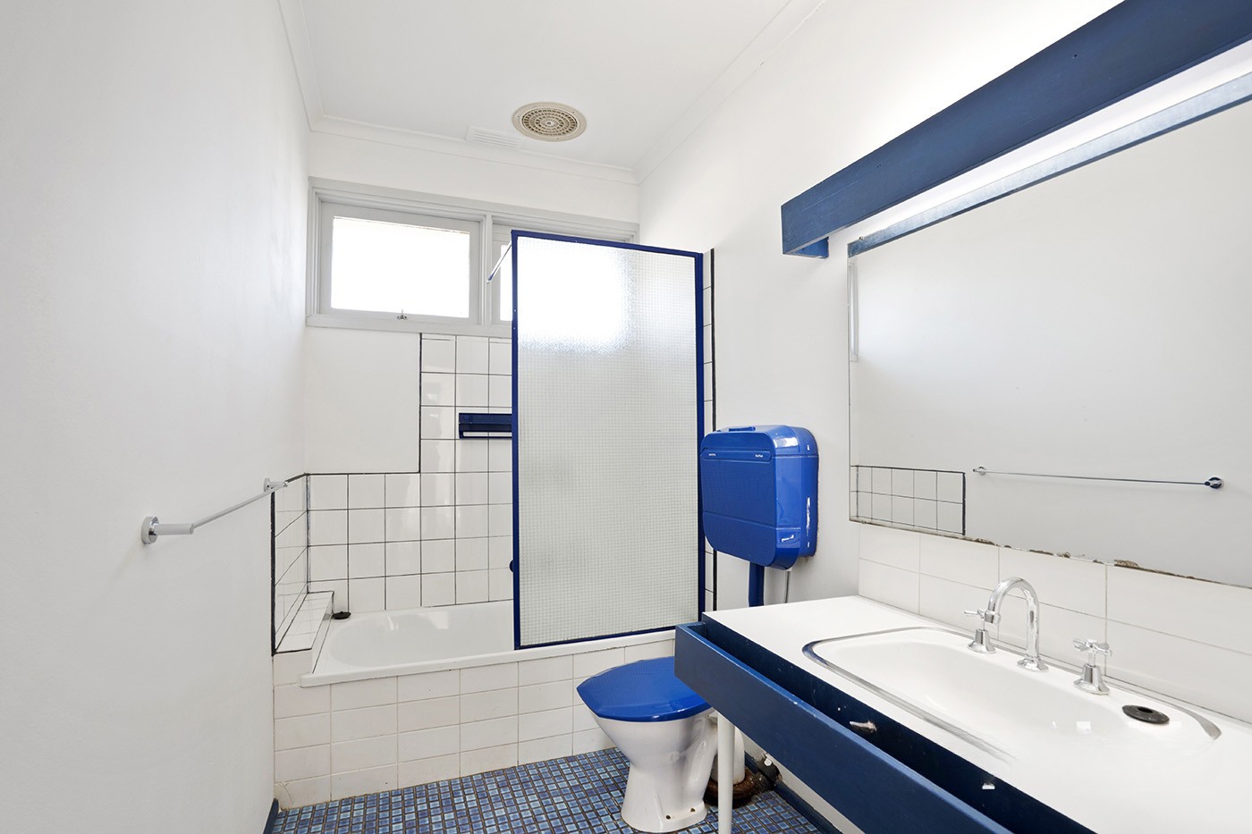 12 Carramar Court, Vermont, VIC 3133 - Thumbnail 1 - 17/04/2024