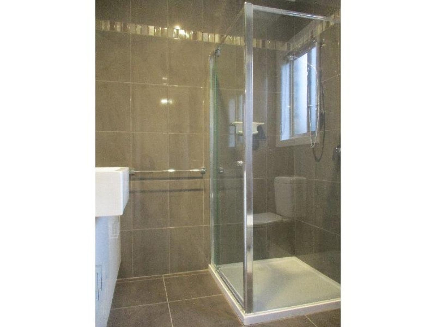 12 Carramar Drive, Melton West, VIC 3337 - Thumbnail 2 - 13/07/2022