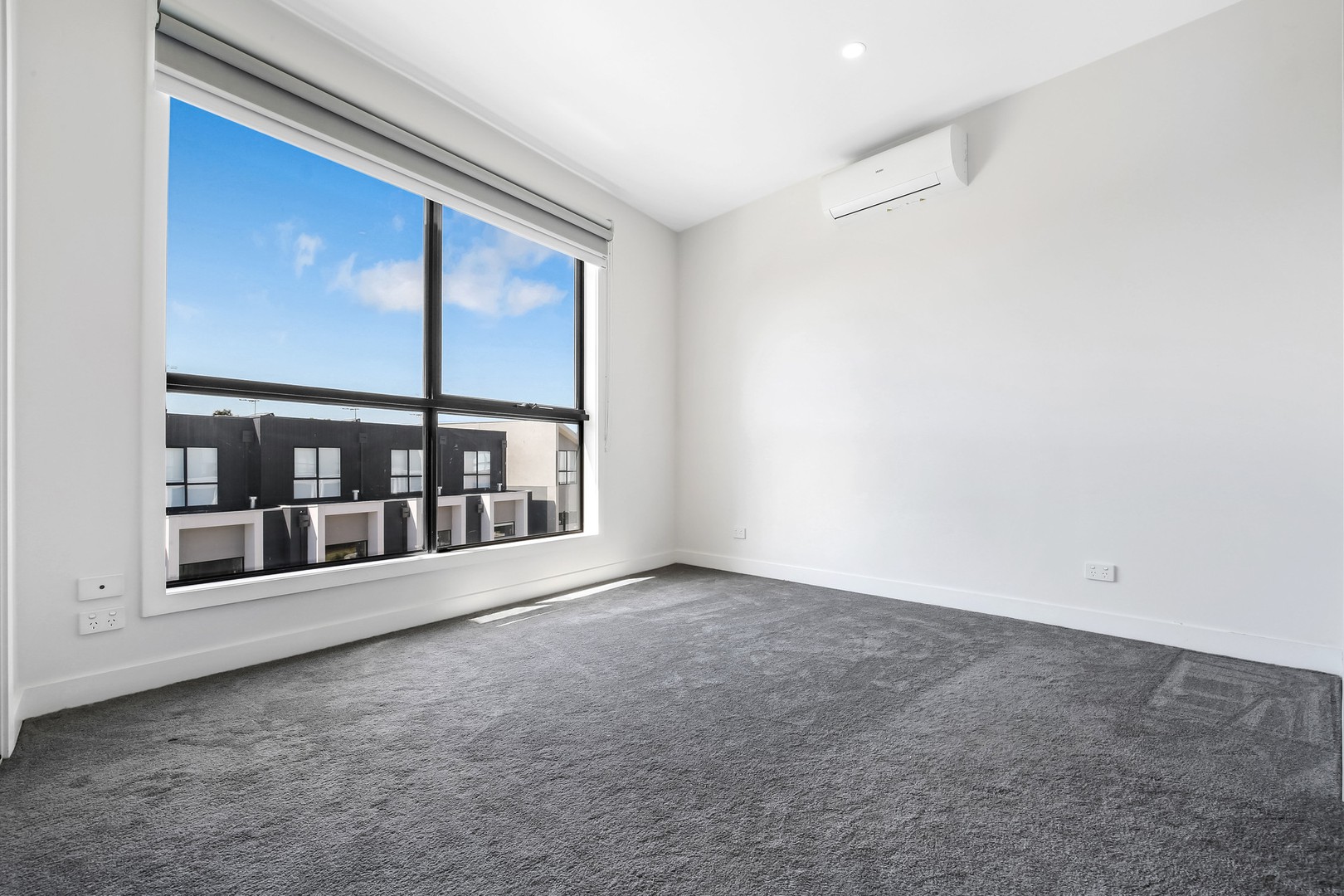 12 Casalingo Boulevard, Mill Park, VIC 3082 - Thumbnail 2 - 28/01/2026