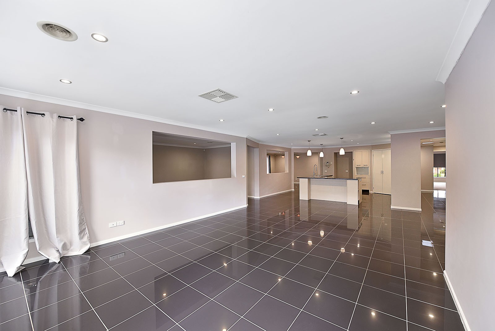 12 Castlehill Avenue, Greenvale, VIC 3059, Greenvale - Thumbnail 2