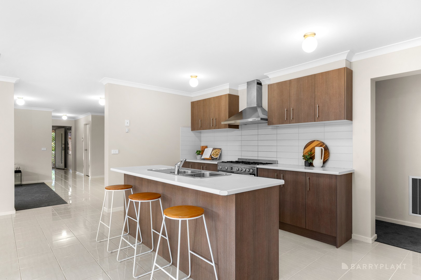12 Celebration Drive, Sanctuary Lakes, VIC 3030, Point Cook - Thumbnail 2