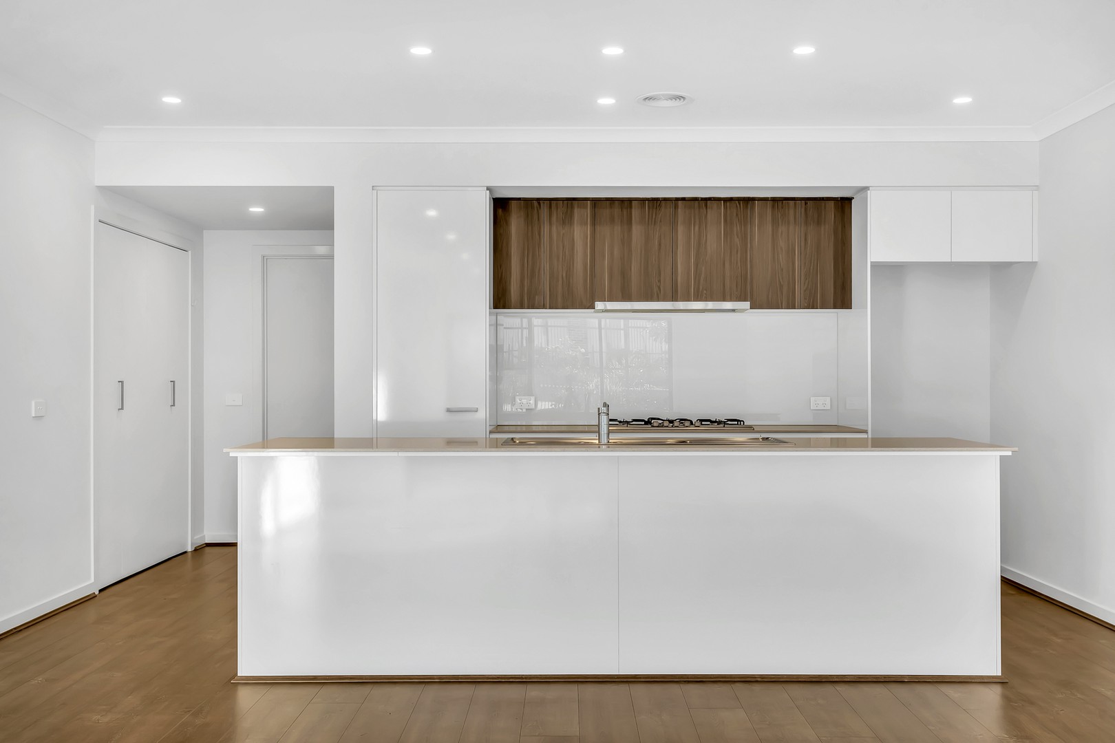 12 Cerulean Walk, Craigieburn, VIC 3064, Craigieburn - Thumbnail 3
