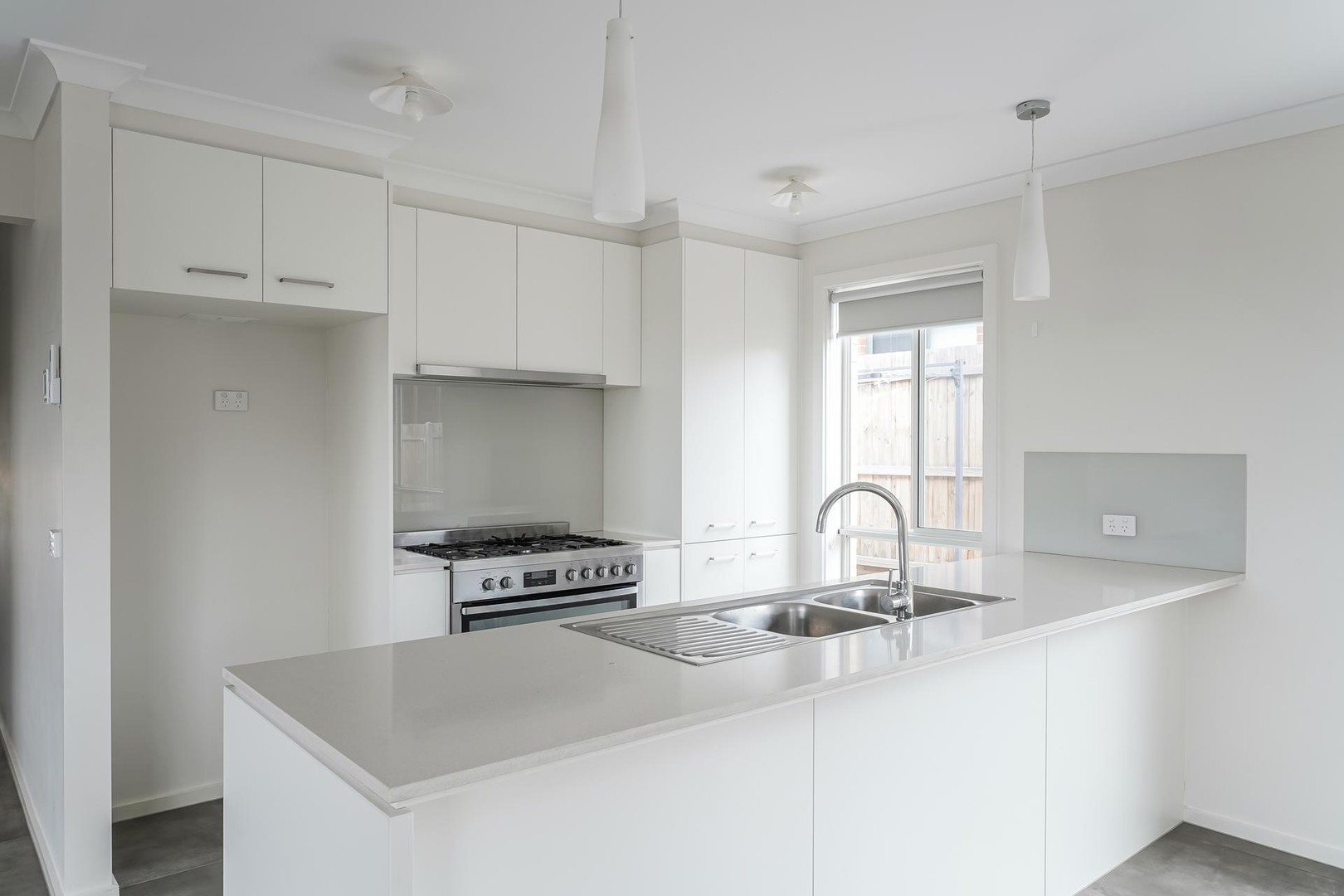 12 Chablis Court, Waurn Ponds, VIC 3216 - Thumbnail 1 - 03/12/2021