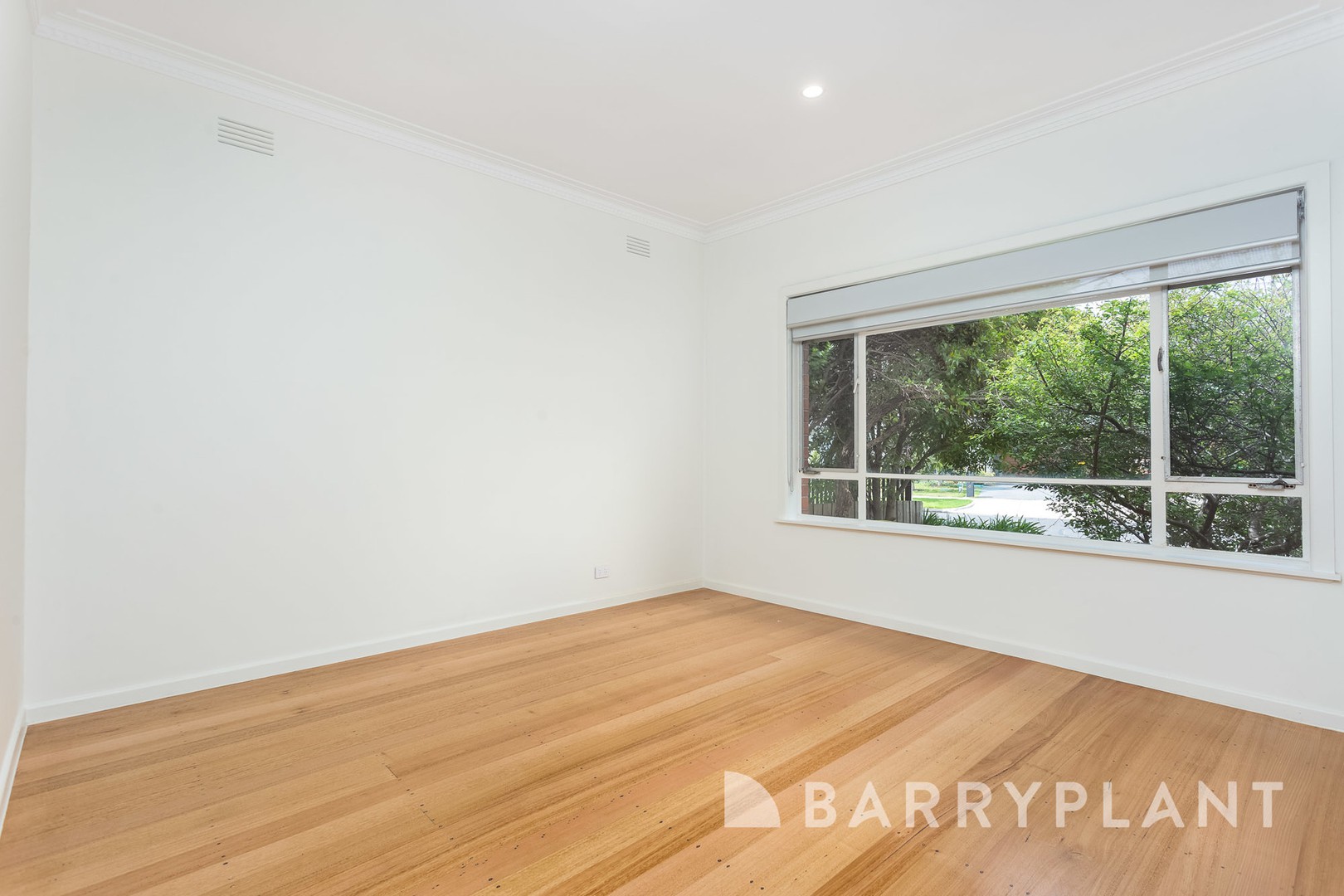 12 Chifley Avenue, Altona, VIC 3018, Altona - Thumbnail 5