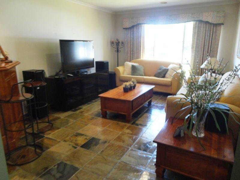 12 Citrus Place, Hillside, VIC 3037, Hillside - Thumbnail 4