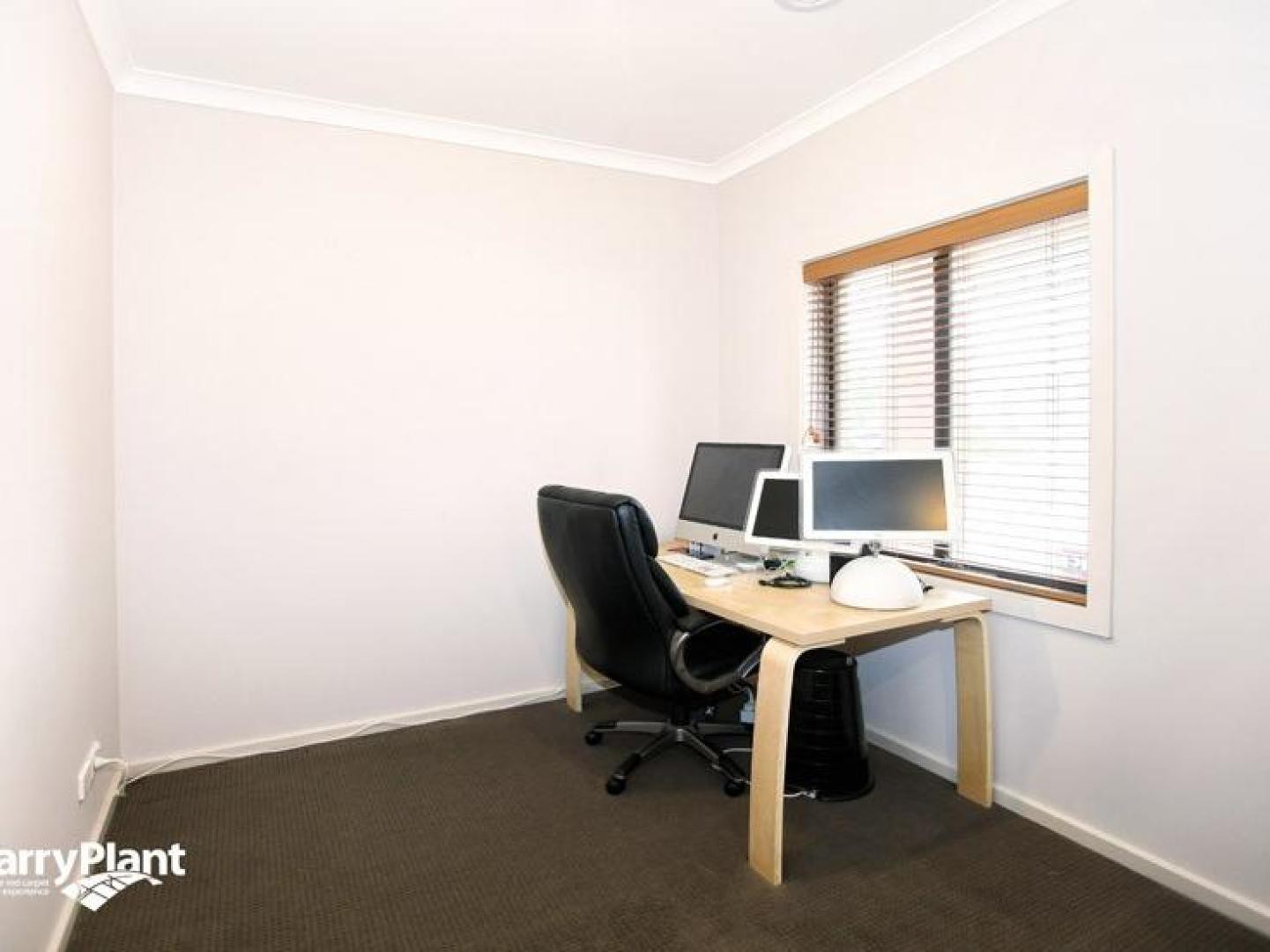 12 Clarendon Avenue, Craigieburn, VIC 3064, Craigieburn - Thumbnail 7
