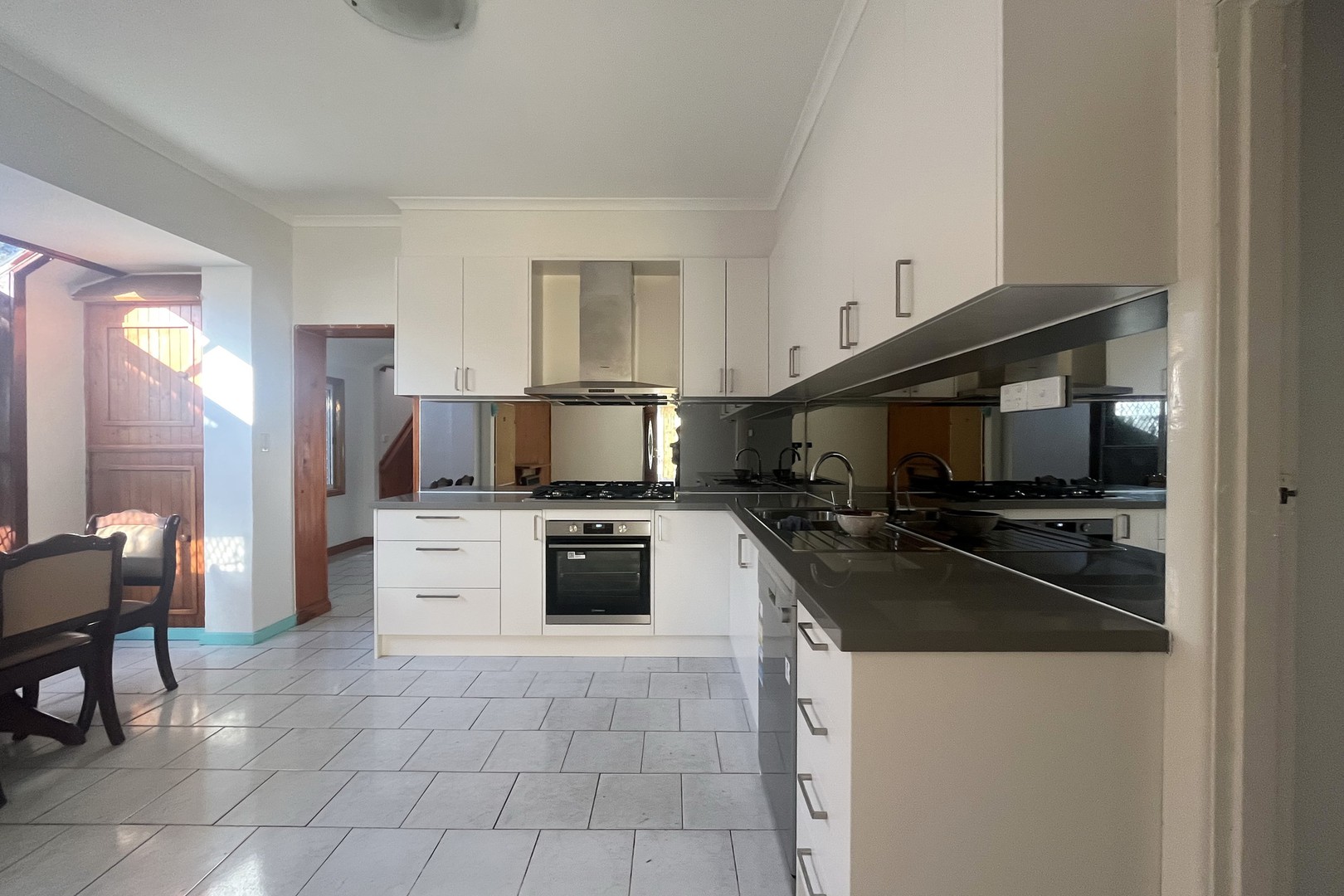 12 Clinnick Street, Reservoir, VIC 3073, Reservoir - Thumbnail 2