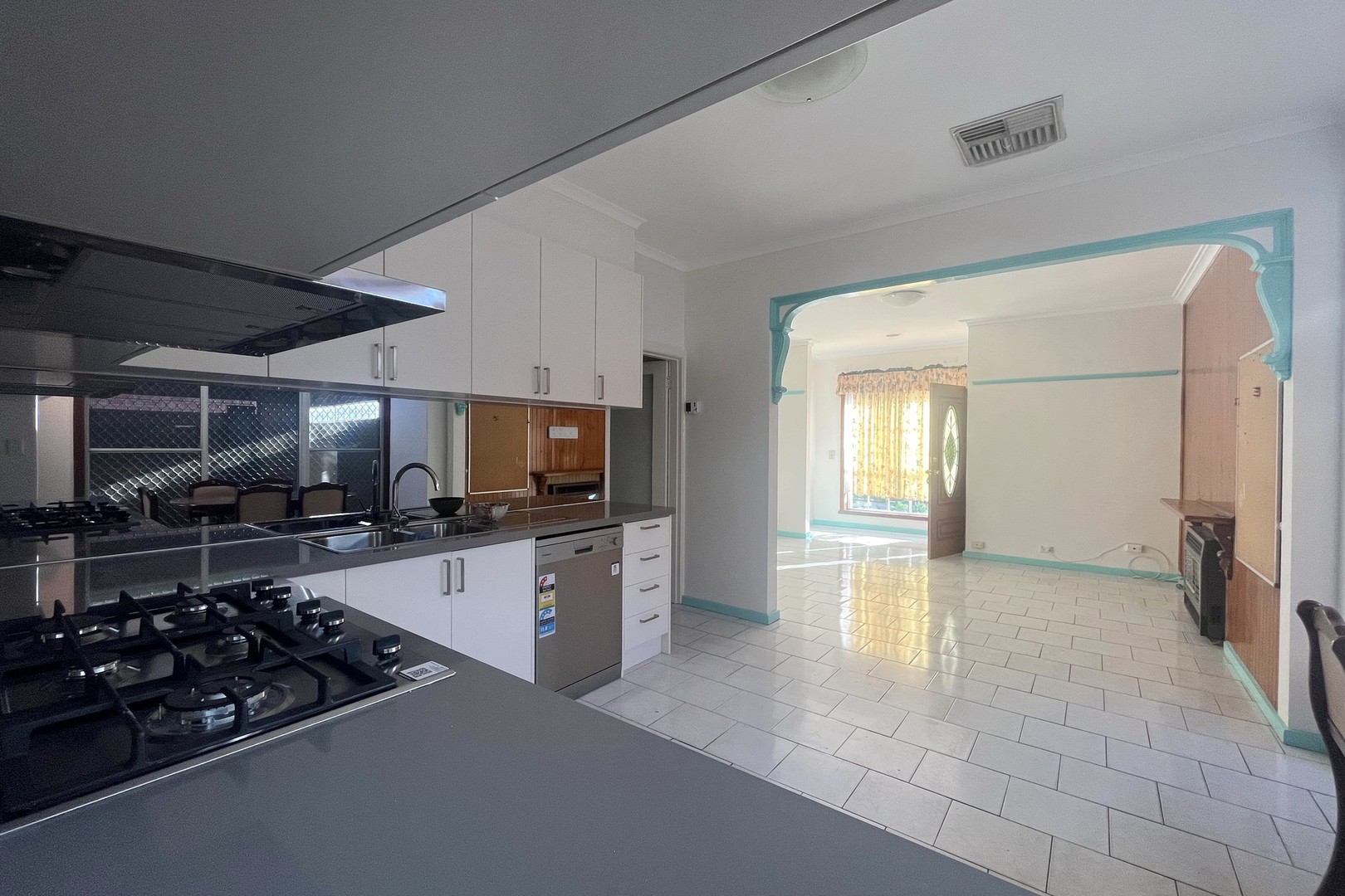 12 Clinnick Street, Reservoir, VIC 3073, Reservoir - Thumbnail 3
