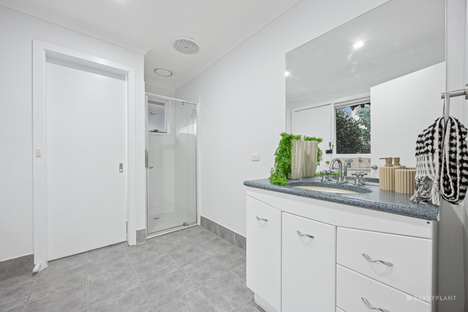 12 Cochrane Street, Mitcham, VIC 3132, Mitcham - Thumbnail 8