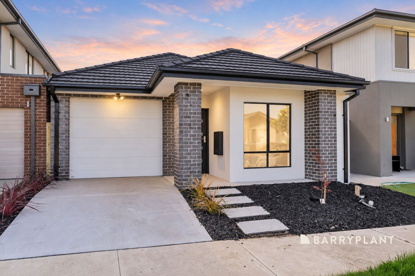 12 Company Road, Berwick, VIC 3806 - Thumbnail 2 - 08/10/2026