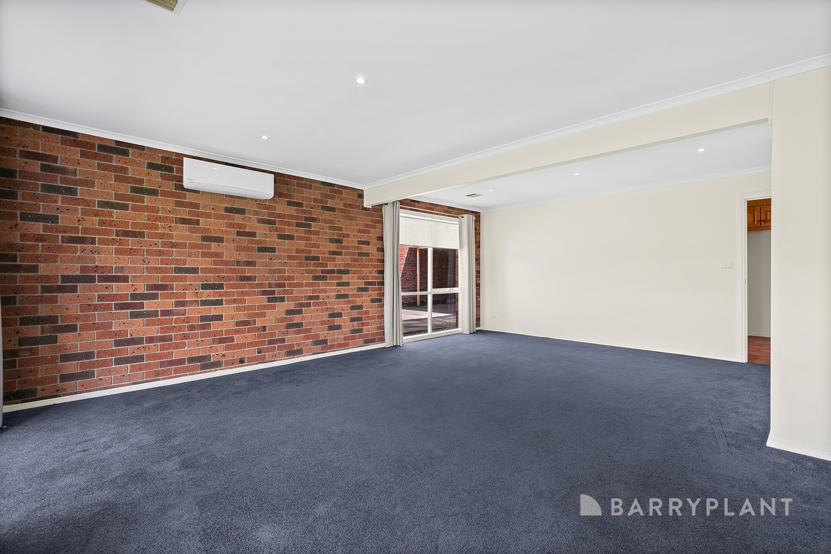 12 Condor Place, Taylors Lakes, VIC 3038 - Thumbnail 2 - 05/02/2024