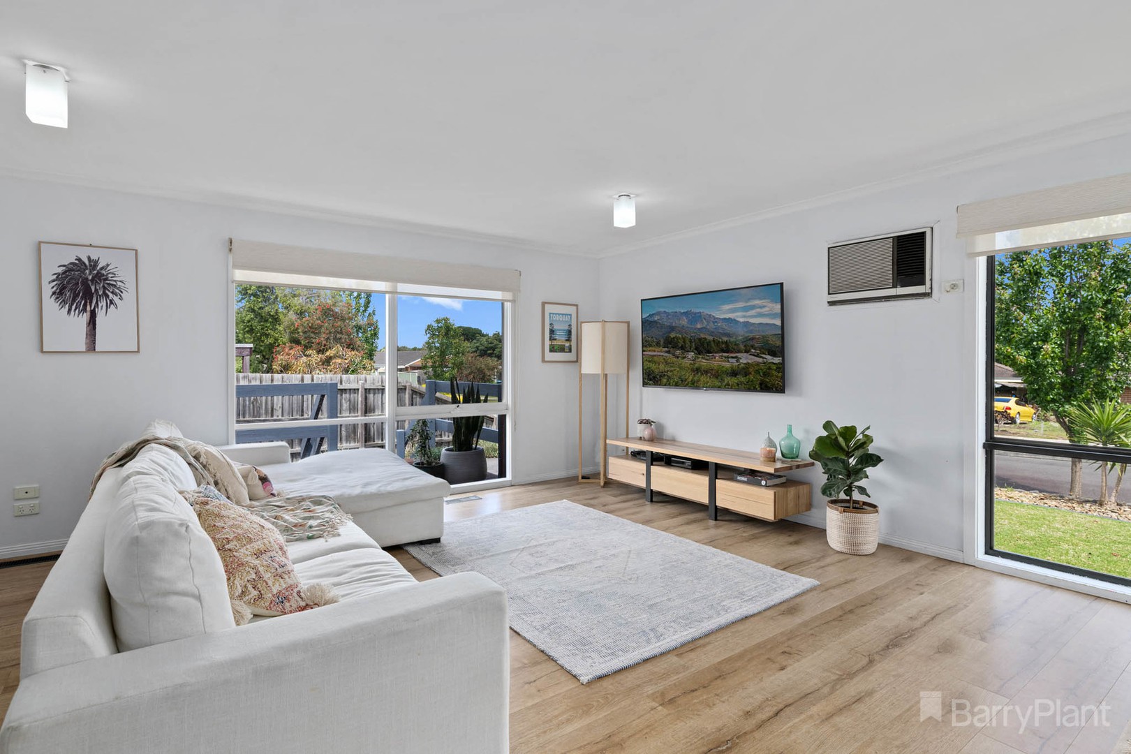 12 Coonara CourtNarre Warren, VIC 3805, Narre Warren - Thumbnail 2