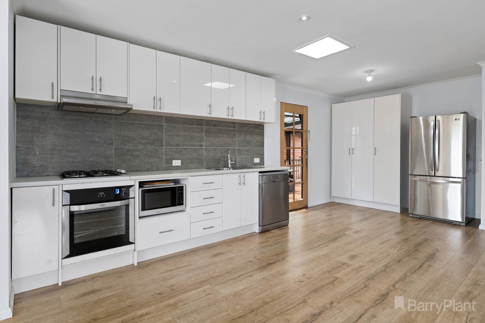 12 Coonara CourtNarre Warren, VIC 3805, Narre Warren - Thumbnail 6