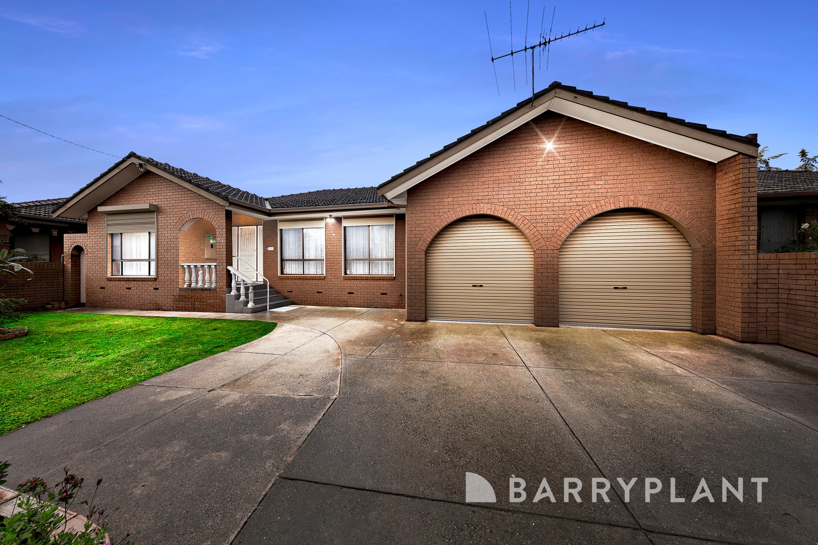 12 Cordelia Grove, St Albans, VIC 3021, St Albans - Thumbnail 2