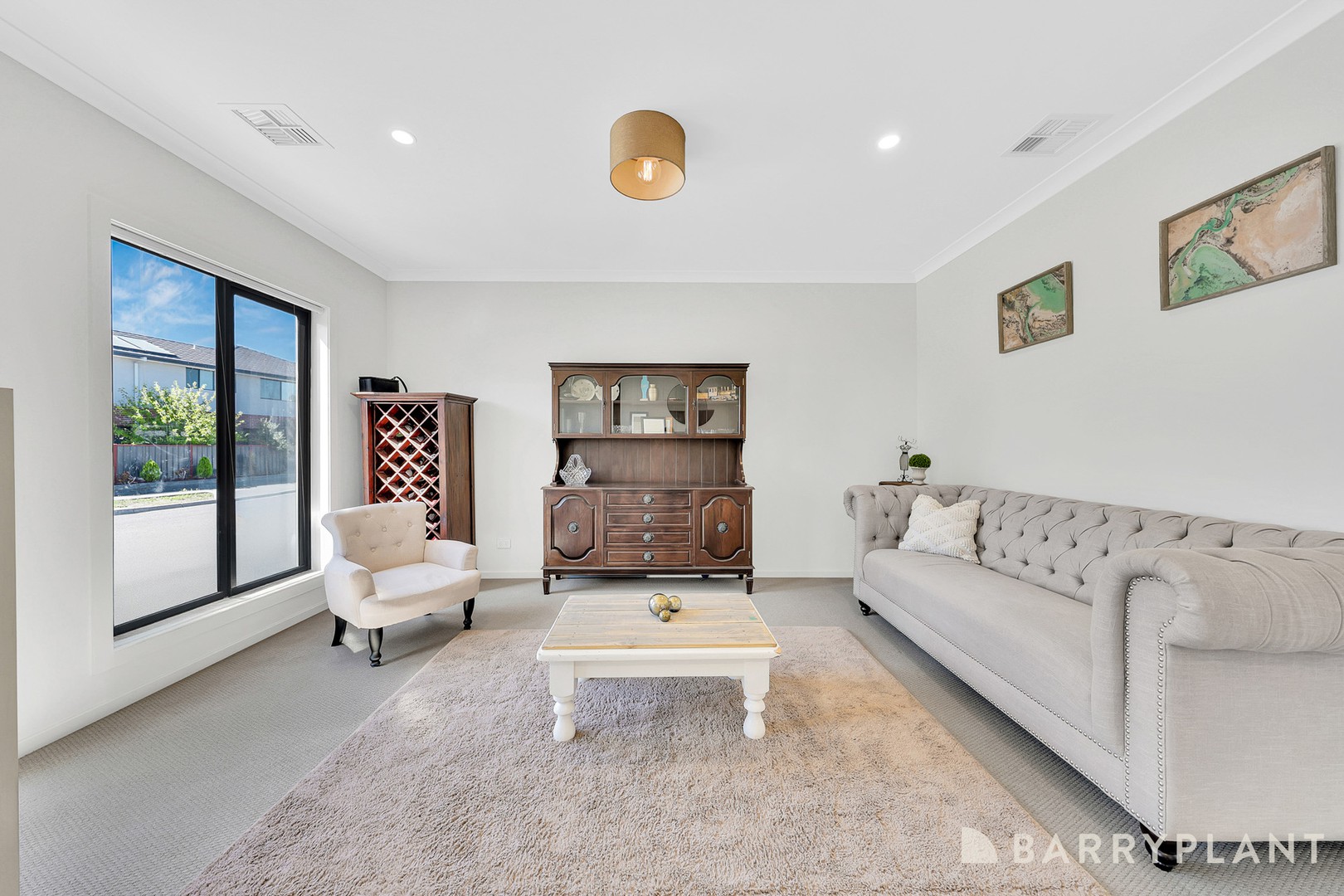 12 Corymbia Grove, South Morang, VIC 3752 - Thumbnail 2 - 19/03/2025