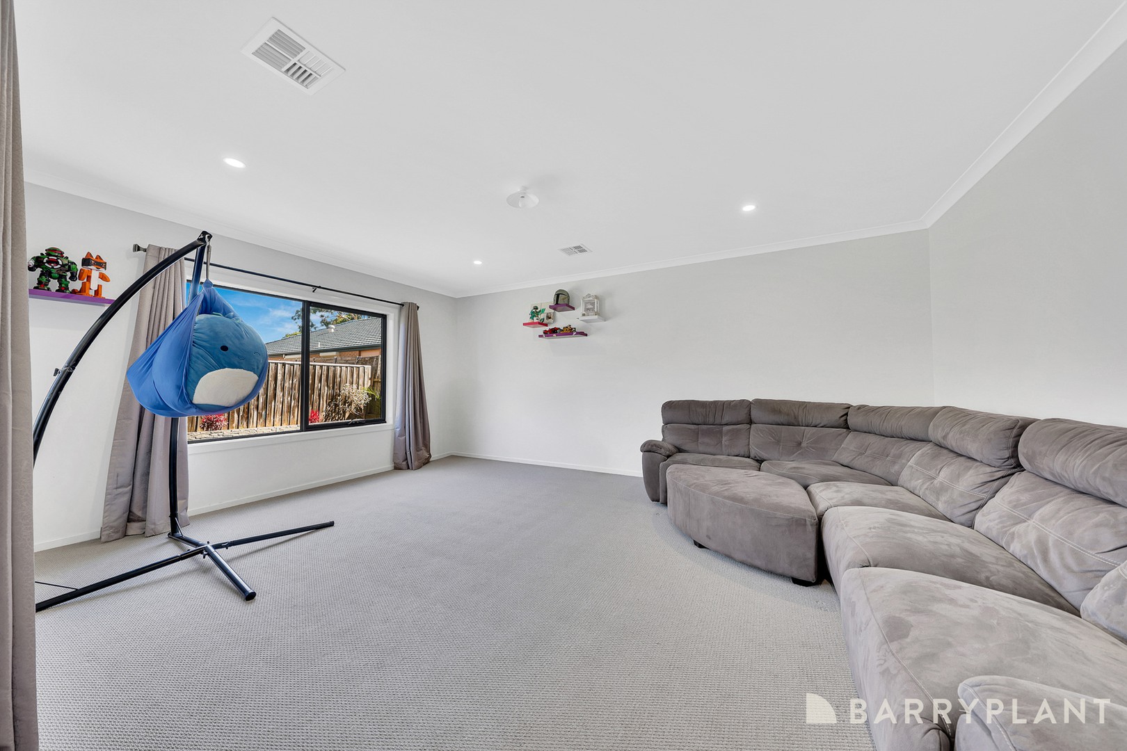 12 Corymbia Grove, South Morang, VIC 3752, South Morang - Thumbnail 7