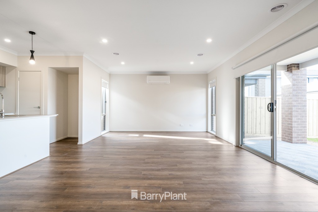 12 Corymbia Street, Mount Duneed, VIC 3217, Mount Duneed - Thumbnail 4