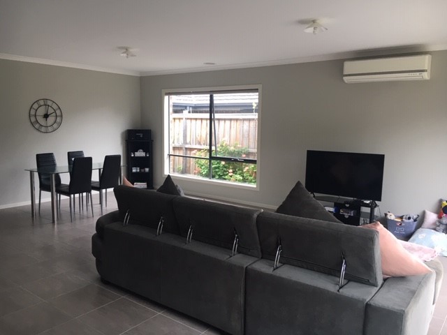 12 Coulthard Crescent, Doreen, VIC 3754, Doreen - Thumbnail 2
