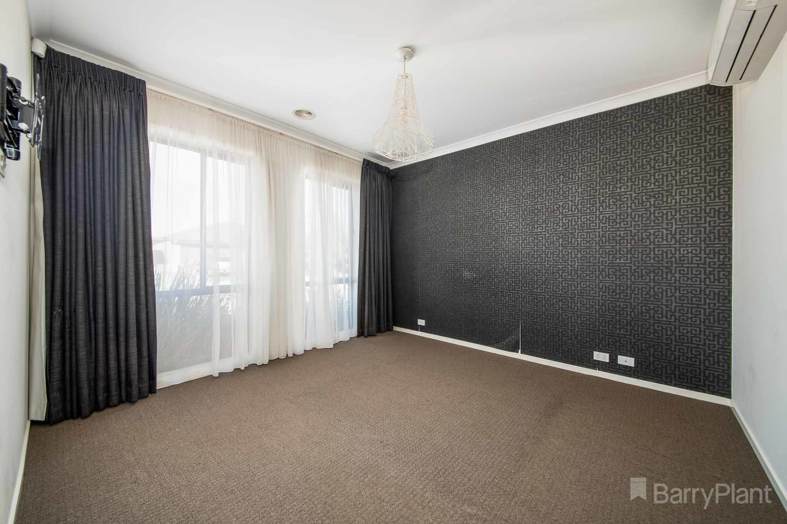 12 Cowes Close, Cranbourne North, VIC 3977, Cranbourne North - Thumbnail 5