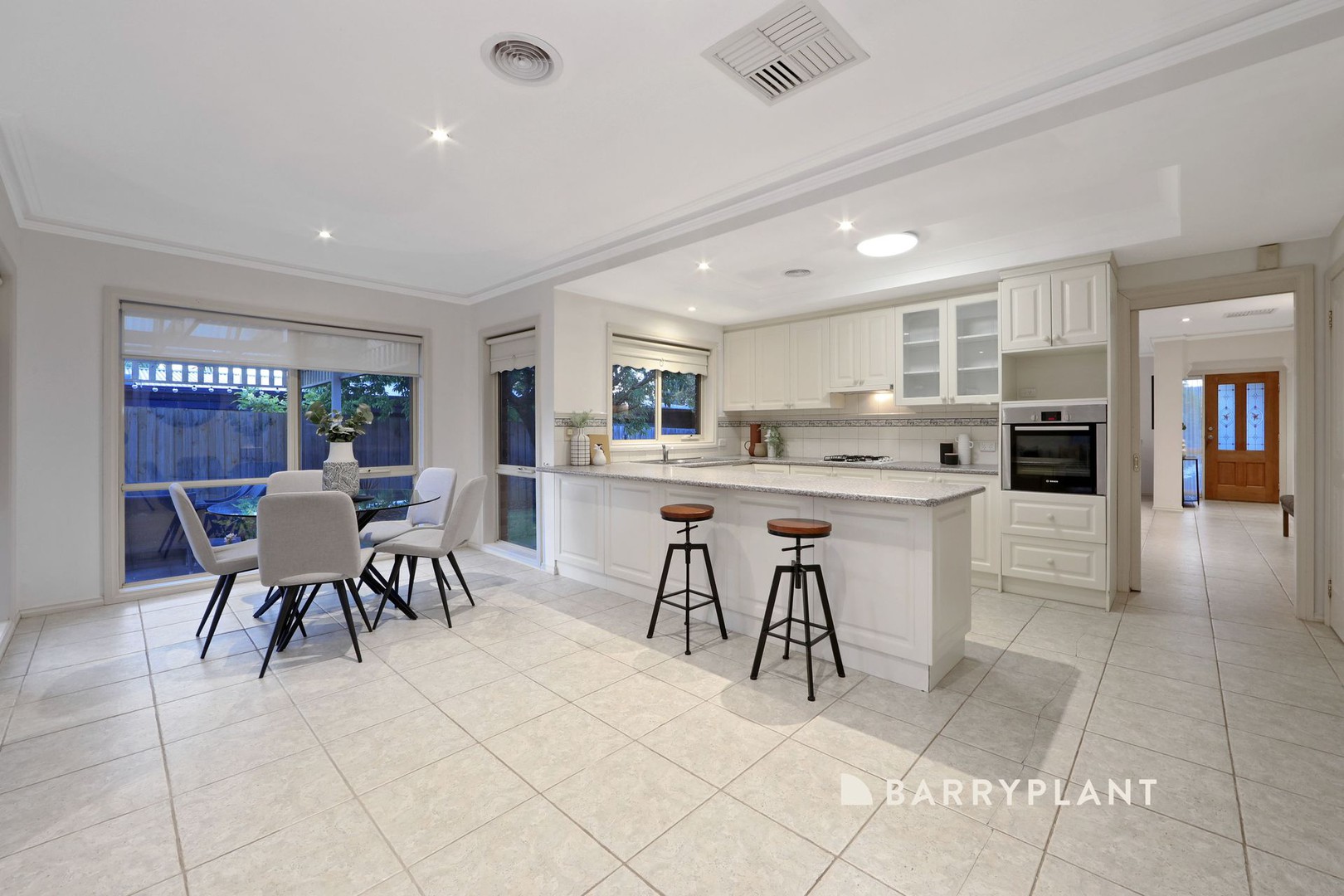 12 Crusoe Drive, Lysterfield, VIC 3156, Lysterfield - Thumbnail 4