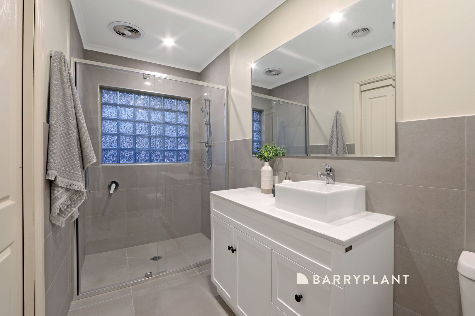 12 Crusoe Drive, Lysterfield, VIC 3156, Lysterfield - Thumbnail 7