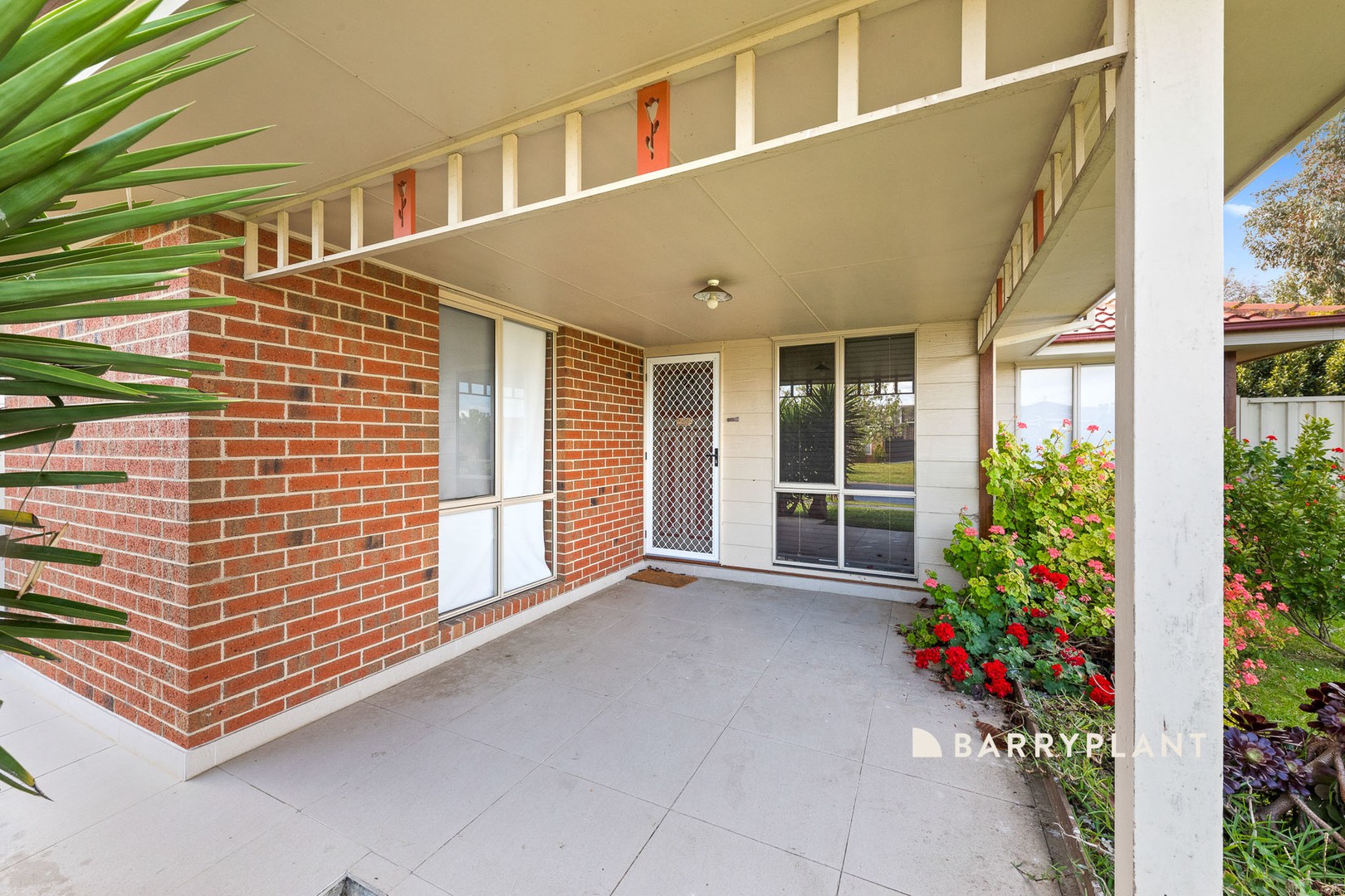 12 Cumberland Drive, Pakenham, VIC 3810, Pakenham - Thumbnail 2