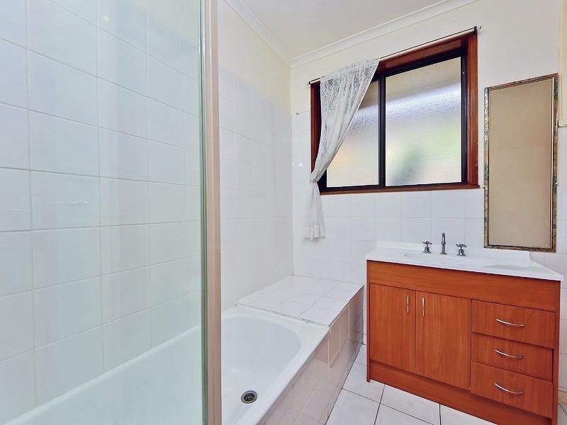 12 Diamond Avenue, Albanvale, VIC 3021, Albanvale - Thumbnail 4