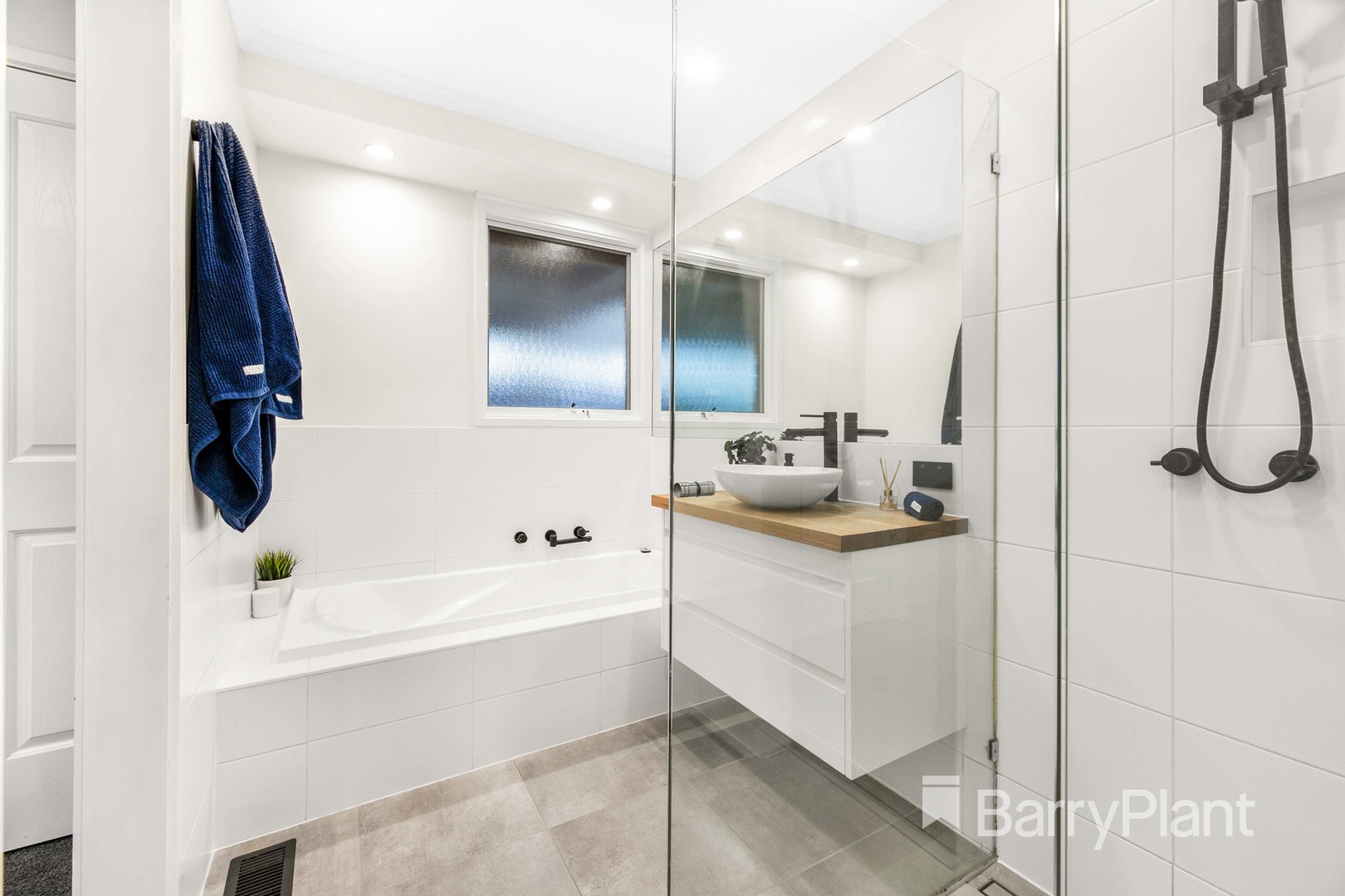 12 Dobell Place, Mooroolbark, VIC 3138, Mooroolbark - Thumbnail 7