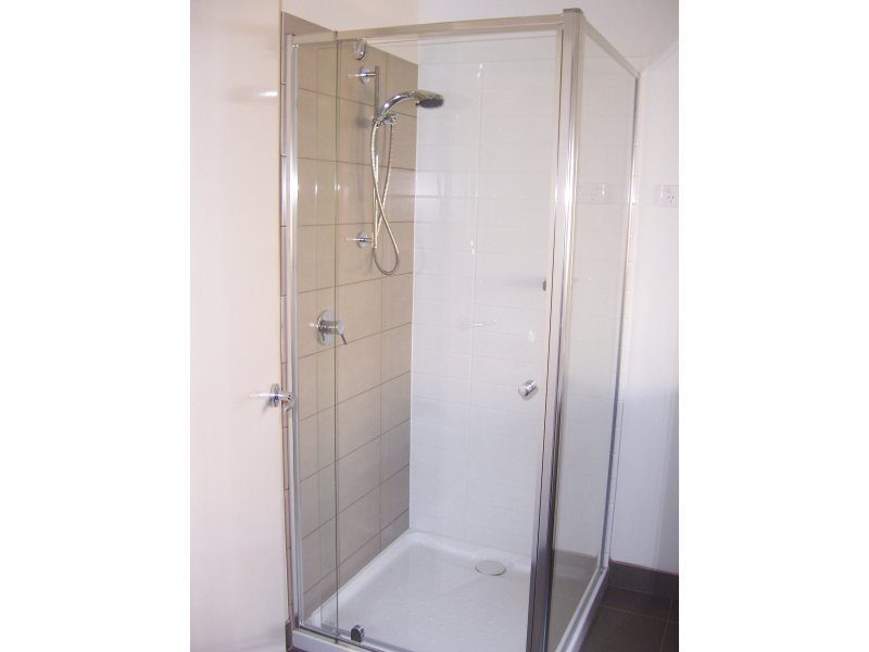 12 Doublebay Drive, Taylors Hill, VIC 3037, Taylors Hill - Thumbnail 4