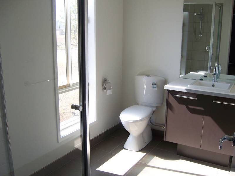 12 Doublebay Drive, Taylors Hill, VIC 3037, Taylors Hill - Thumbnail 5