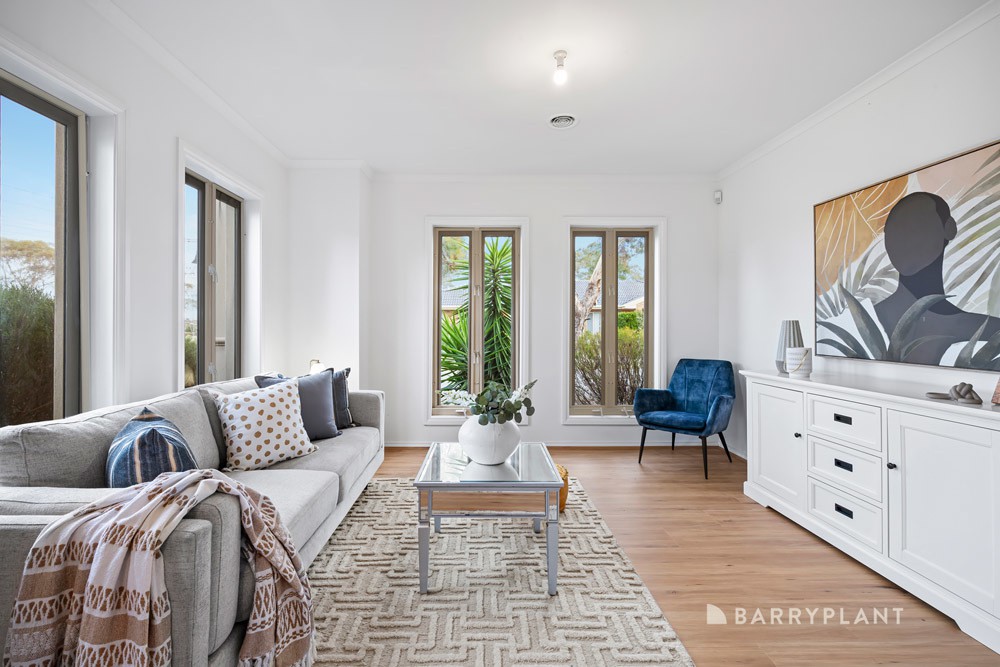 12 Dove Terrace, South Morang, VIC 3752 - Thumbnail 2 - 01/07/2025