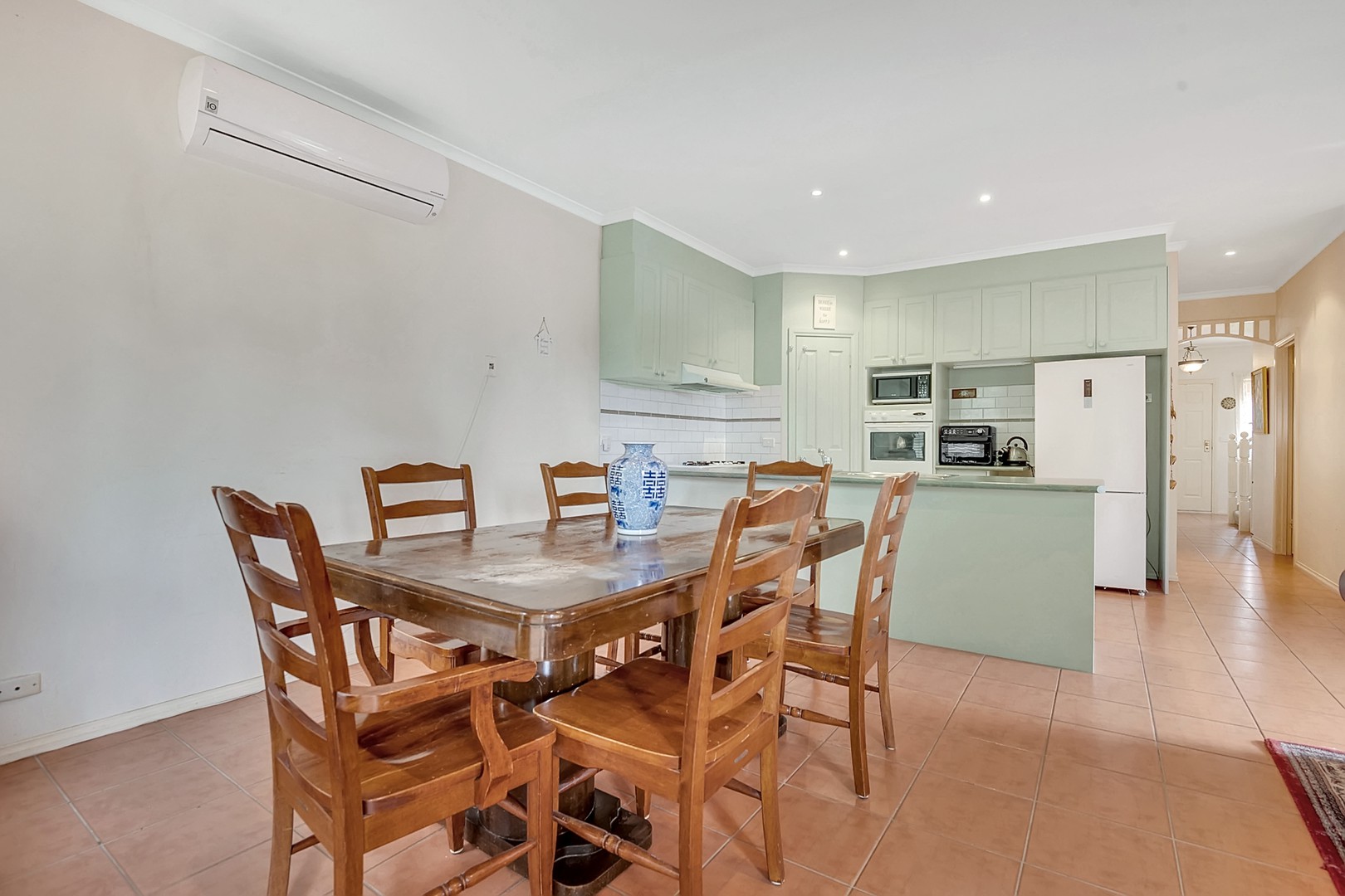 12 Eldergreen Circuit, Craigieburn, VIC 3064, Craigieburn - Thumbnail 3