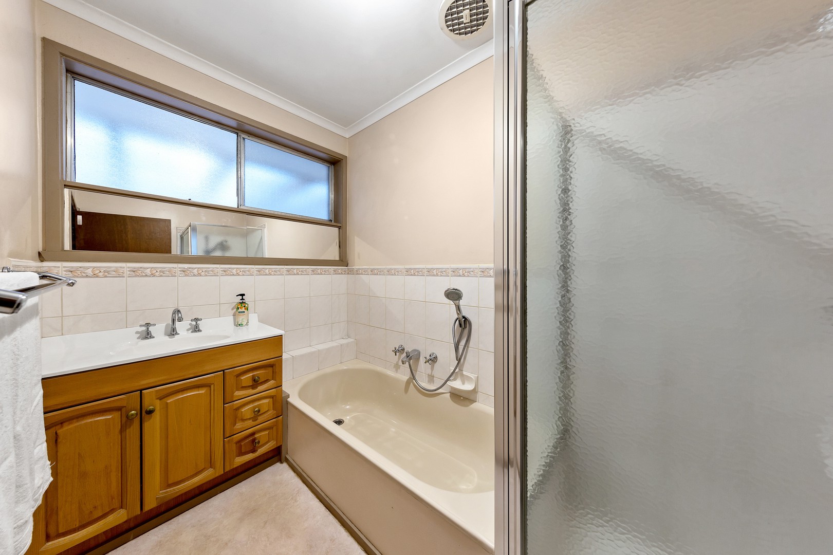 12 Emden Court, St Albans, VIC 3021, St Albans - Thumbnail 6