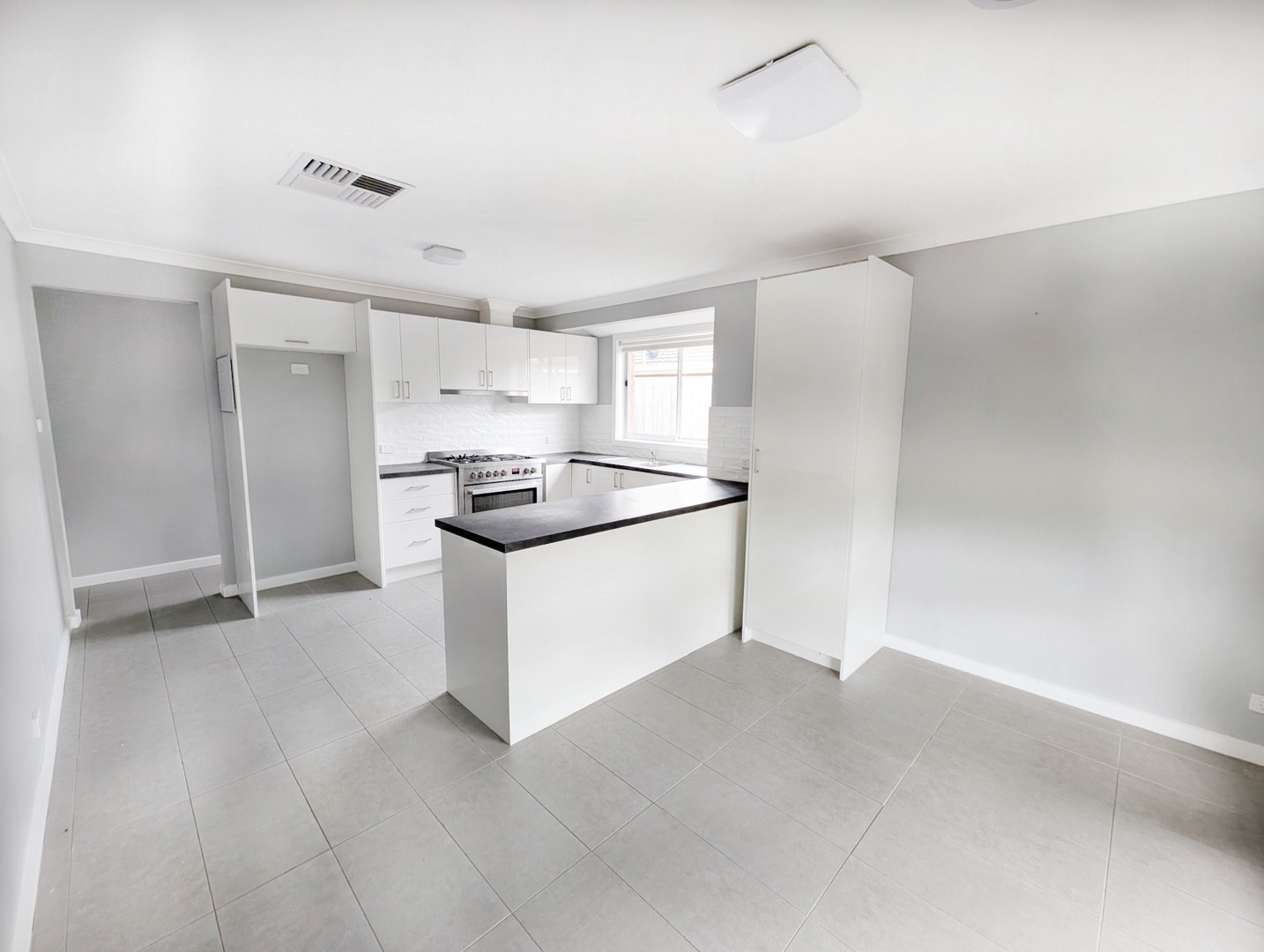 12 Enfield Drive, St Albans Park, VIC 3219, St Albans Park - Thumbnail 2