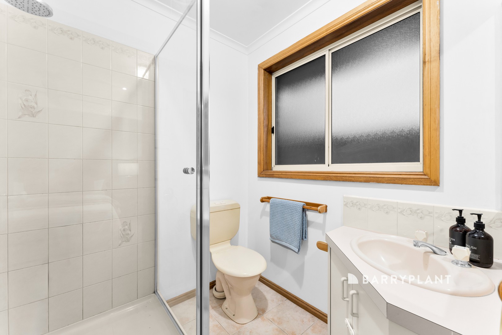 12 Euroa Avenue, Berwick, VIC 3806 - Thumbnail 2 - 15/04/2026