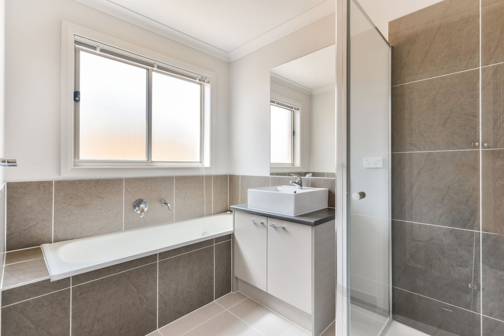 12 Falcon St, Armstrong Creek, VIC 3217 - Thumbnail 1 - 14/09/2026