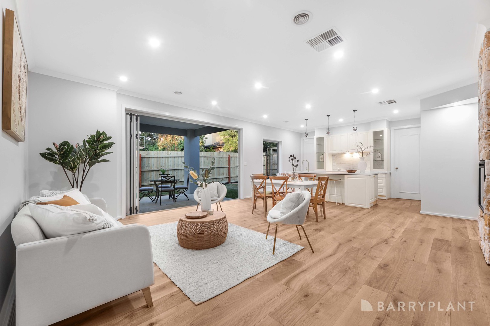 12 Farnley Street, Croydon, VIC 3136 - Thumbnail 2 - 23/11/2023