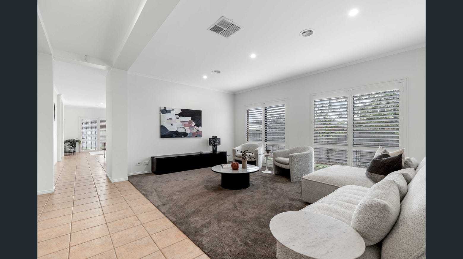 12 Finstall Close, Caroline Springs, VIC 3023, Caroline Springs - Thumbnail 4
