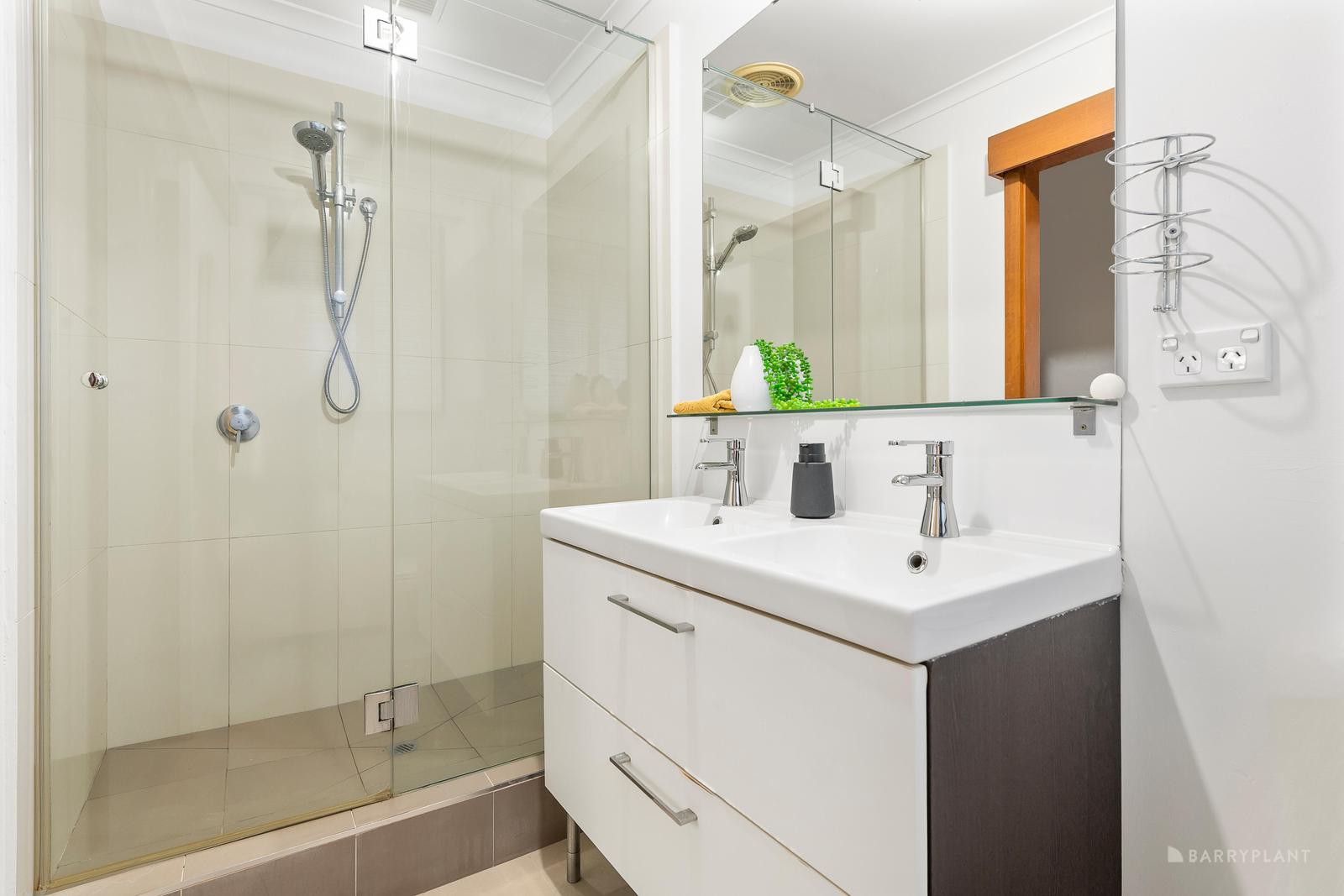 12 Gairlock Court, Doncaster, VIC 3108, Doncaster - Thumbnail 8